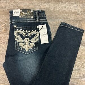 NWT ViViDiva VZ7011 Women’s Rhinestone/Embroidery Embellished Jeans Size 16/33
